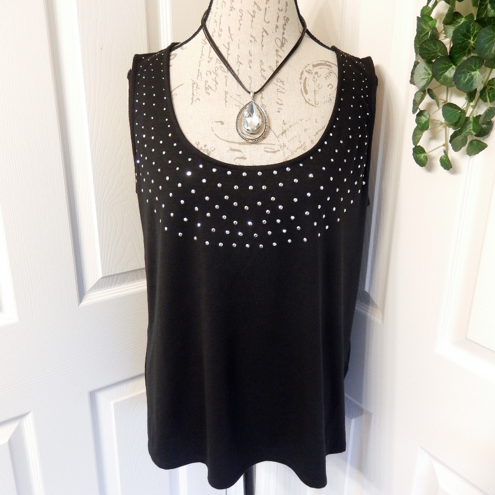 Avenue Black With Silver Studs Tank Size 14